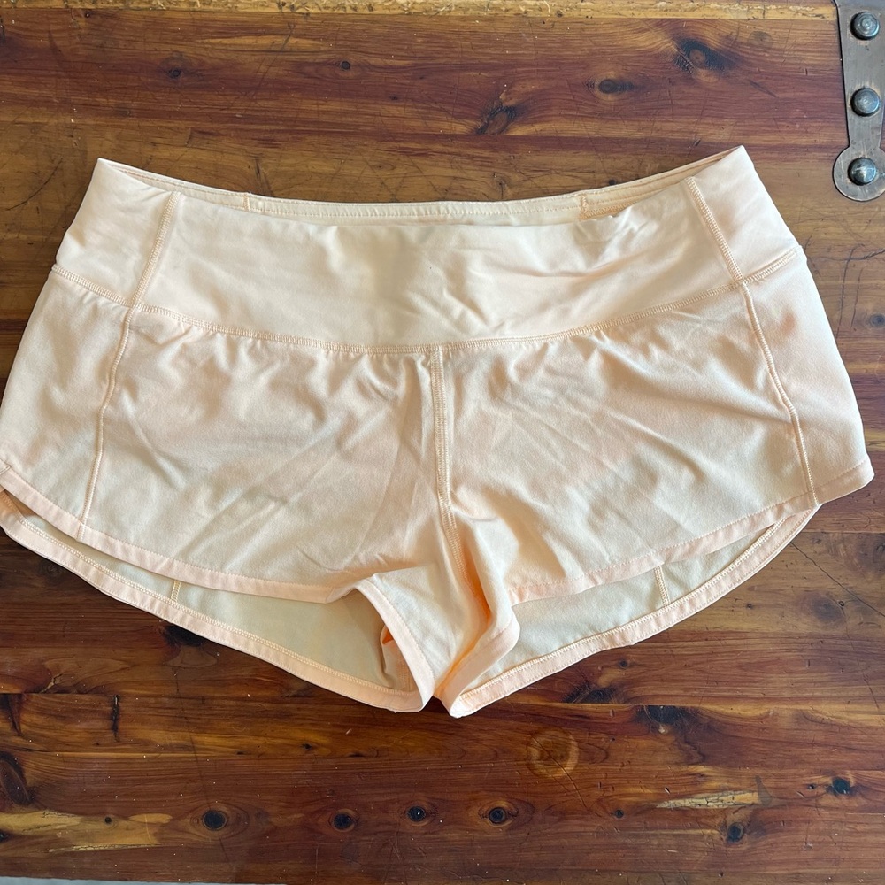 Lululemon Speed Up Low-Rise Shorts 2.5”